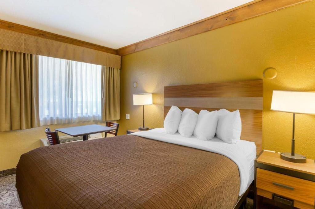 Best Western Rivers Edge Red River Exterior foto
